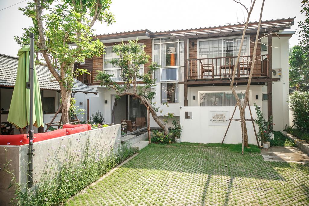 The Home Chiangmai Luxury Guesthouse Чиангмай Екстериор снимка