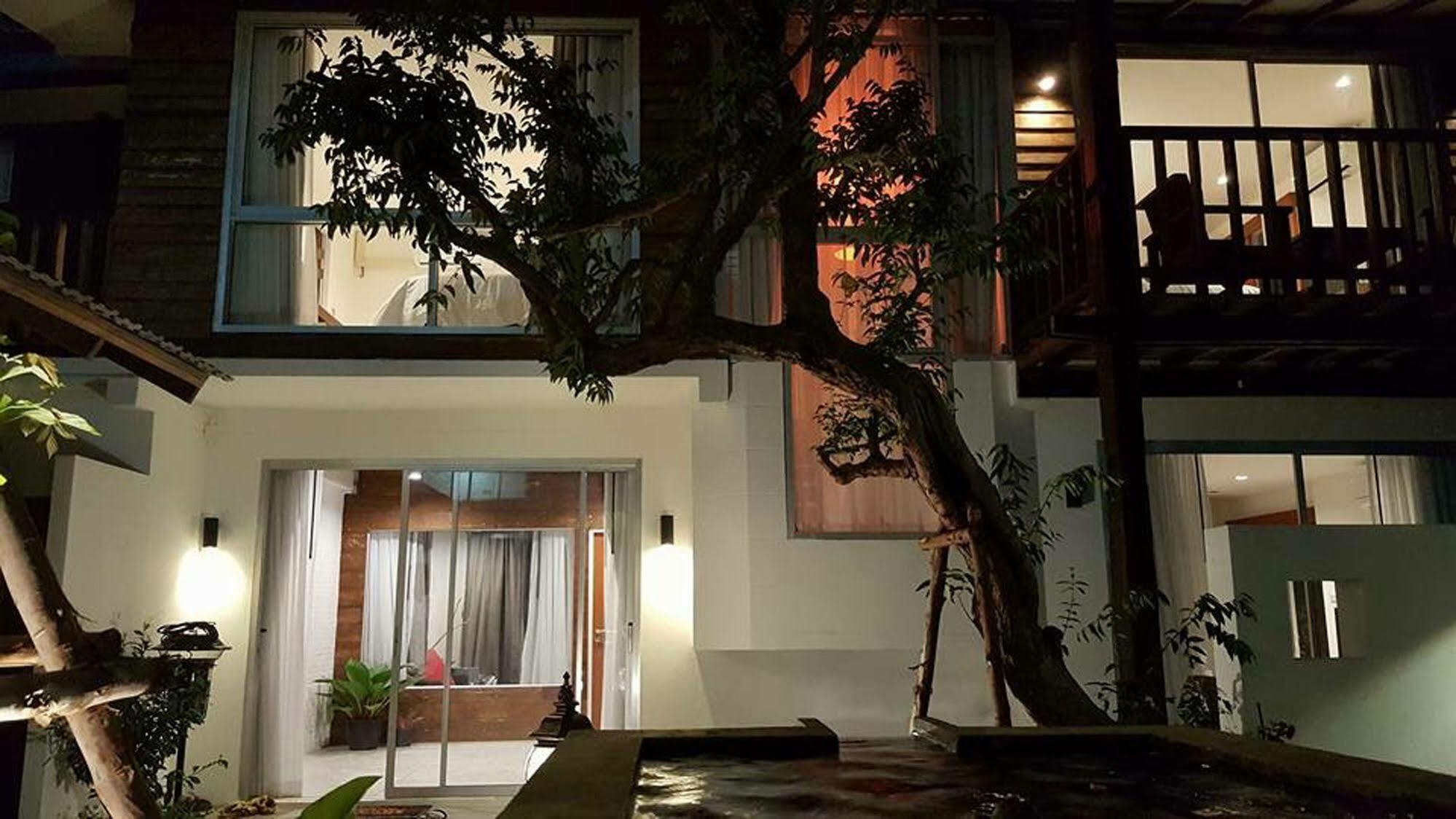 The Home Chiangmai Luxury Guesthouse Чиангмай Екстериор снимка