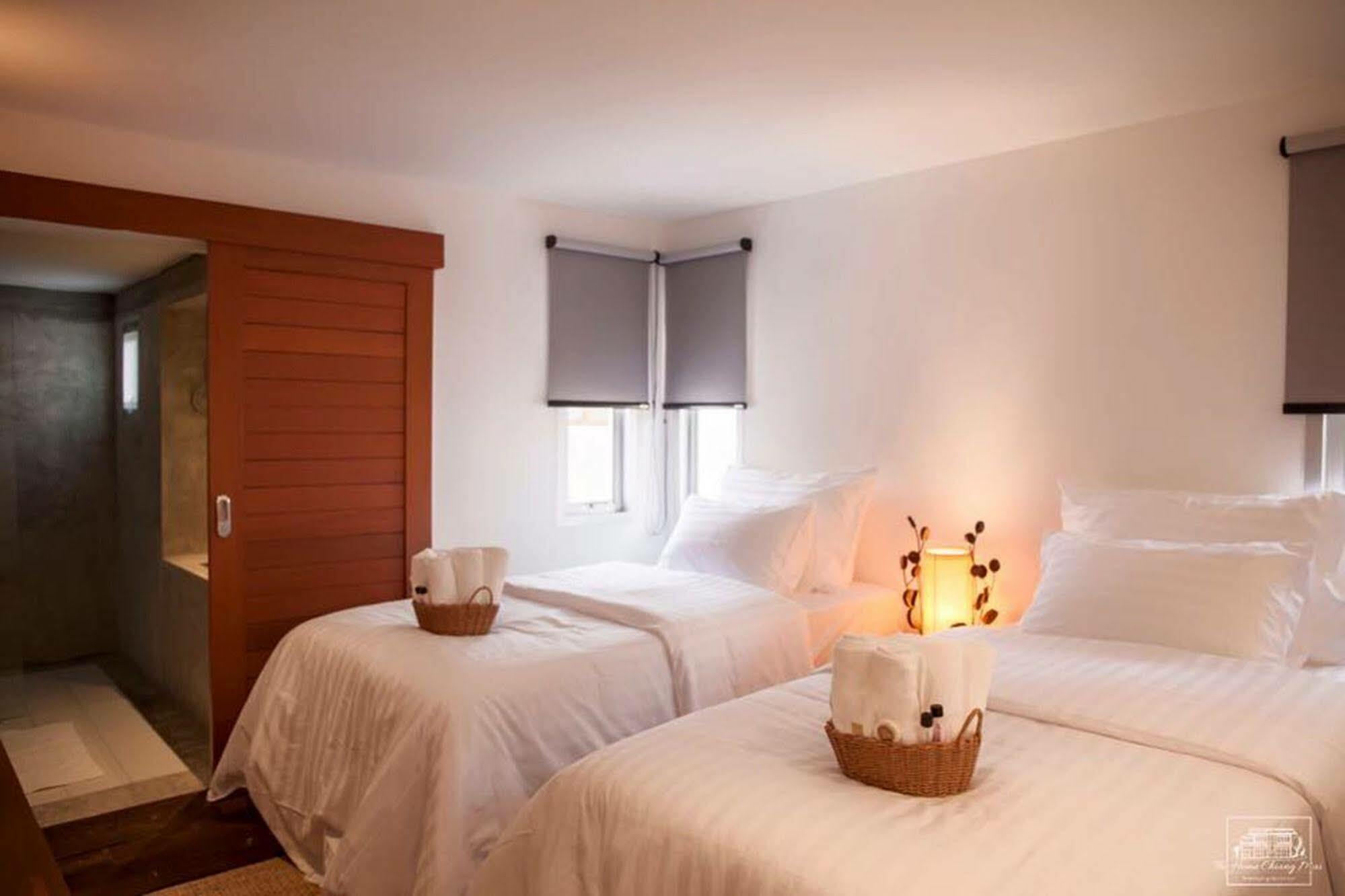 The Home Chiangmai Luxury Guesthouse Чиангмай Екстериор снимка