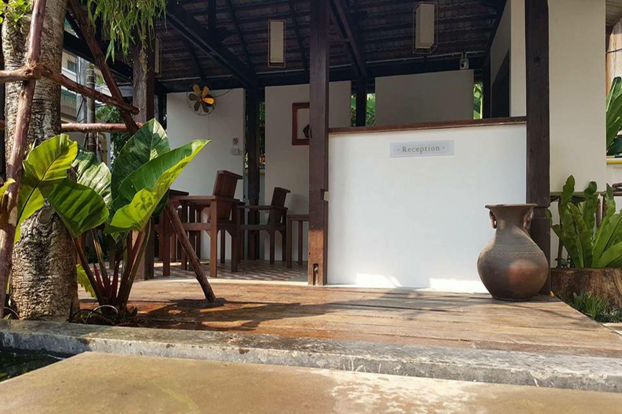 The Home Chiangmai Luxury Guesthouse Чиангмай Екстериор снимка